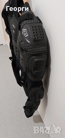 Протекторна ризница Fox Titan L, снимка 3 - Аксесоари и консумативи - 53654025