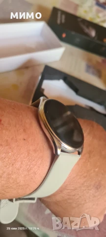 Ултра тънък смарт часовник, снимка 5 - Смарт гривни - 50798396