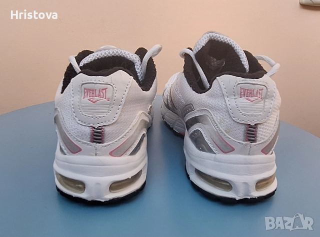 Бели маратонки Everlast , снимка 3 - Маратонки - 51859765
