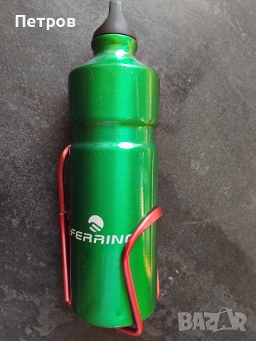 Ferrino бутилка + стойка за бутилка за колело