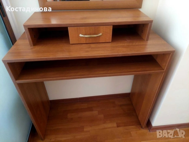 Тоалетка в цвят златен дъб (изработена по поръчка) , снимка 3 - Тоалетки - 53102355