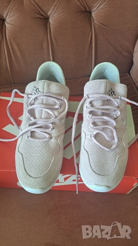 Nike НОВИ 40€