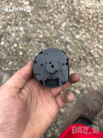 Ключ фарове голф 5 , снимка 3 - Части - 53381008