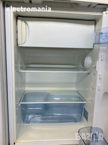 малък хладилник с камера ,Gram’ KF130-11(h), снимка 3 - Хладилници - 46257866
