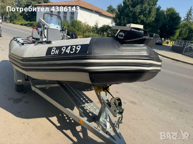 Продавам надуваема лодка рип Zodiac, снимка 5 - Воден транспорт - 51143208