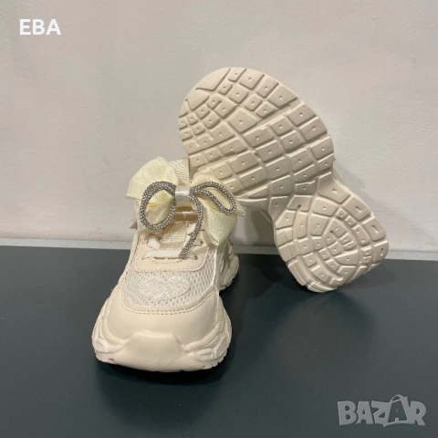 Детски маратонки за момиче , снимка 4 - Детски маратонки - 51667781