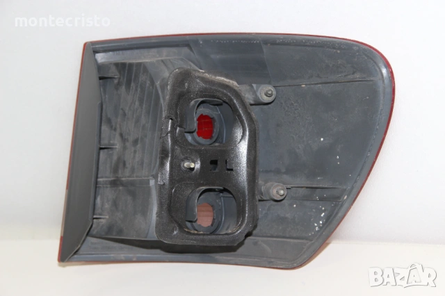 Ляв стоп Toyota Avensis Verso (2001-2004г.) Тойота Авенсис Версо, снимка 5 - Части - 53703671