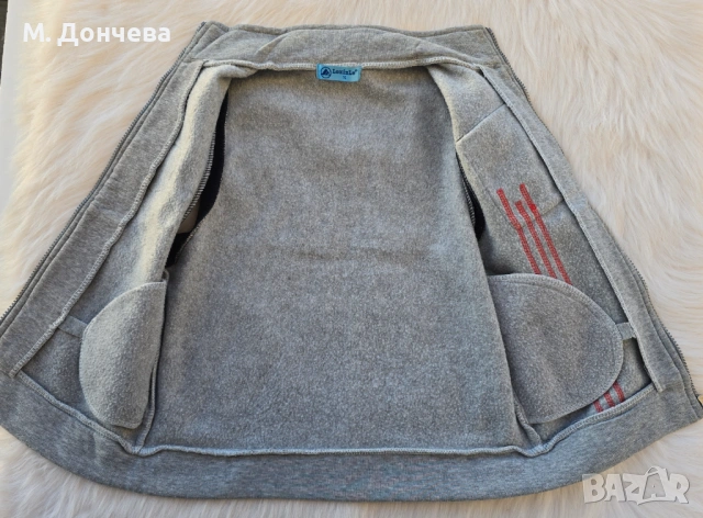 Детски елек 7-8 години, снимка 3 - Детски якета и елеци - 53796241