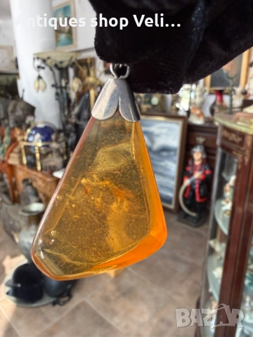 Кехлибарен медальон със сребърен обков №7835 , снимка 2 - Колиета, медальони, синджири - 53082753