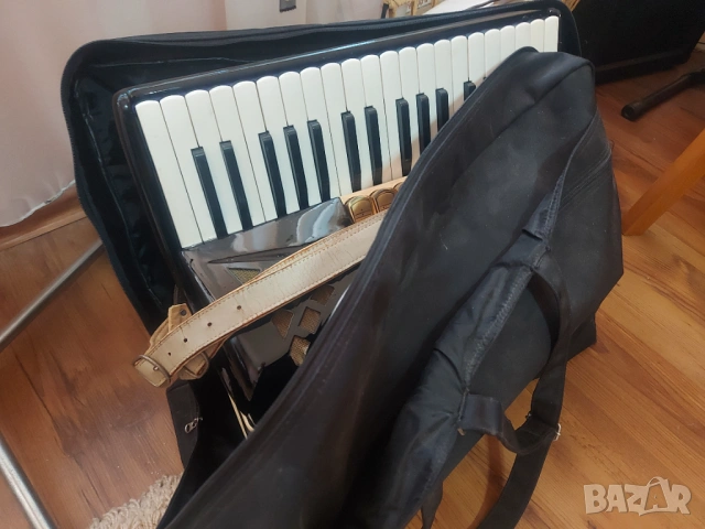 Hohner Lucia 2 80баса , снимка 5 - Акордеони - 53925891