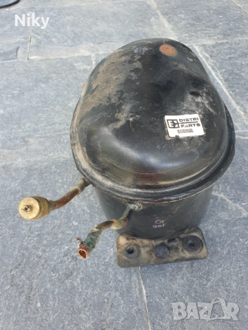 Компресор за хладилник , снимка 2 - Хладилници - 51756836