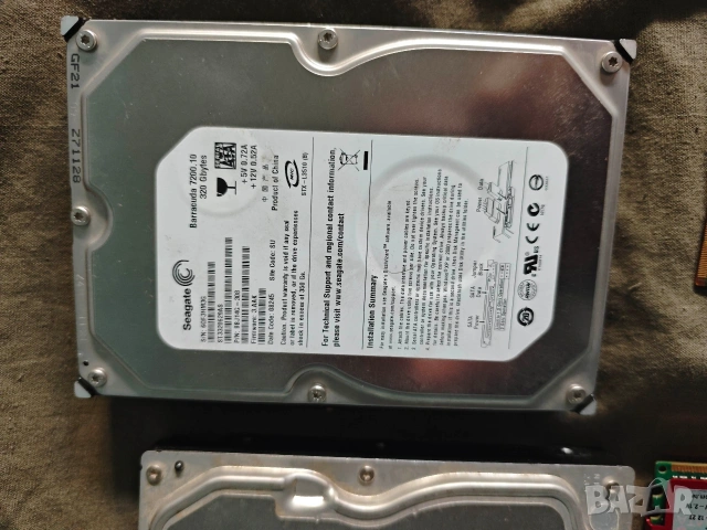 Продавам стар компютърни части: рам, хардове, и др., снимка 9 - Други - 53761730