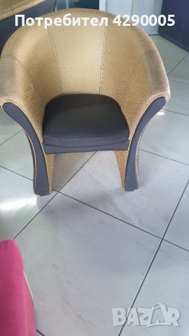 Фотьойл с табуретка и маси за кафе