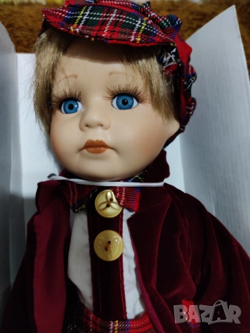 Genuine, Leonardo порцел. кукли, снимка 3 - Колекции - 54217156