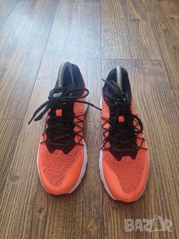 Страхотни дамски маратонки NIKE номер  40ти , снимка 10 - Маратонки - 45741281