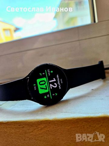 Samsung Galaxy Watch4, 44mm, снимка 1 - Смарт гривни - 45342720
