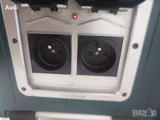 Зарядно/Радио GML 24V-CD BOSCH  Радио BOSCH за строителни обекти  0601429521 Зарядно за радио Bosch , снимка 8 - Радиокасетофони, транзистори - 50041958