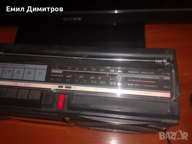 Радиокасетофон Philips D8043, снимка 6 - Радиокасетофони, транзистори - 45343524