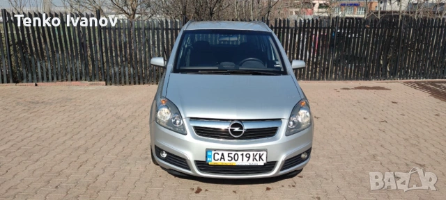 Opel Zafira B 1.9 CDTI, снимка 2 - Автомобили и джипове - 53716354