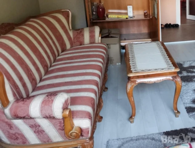 Ретро диван в стил Луи 15 , снимка 1