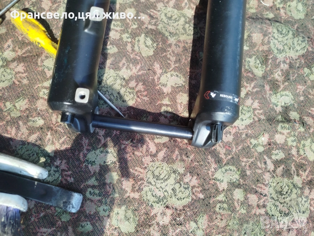 29 цола вилка за велосипед колело rock shox 35 , снимка 5 - Части за велосипеди - 54098397