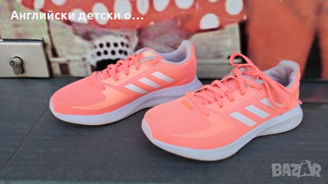 Английски маратонки Adidas, снимка 1 - Детски маратонки - 46704835