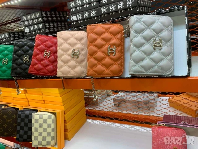 портмонета в кутия chanel ysl saint laurent guess pinko, снимка 18 - Портфейли, портмонета - 50746356