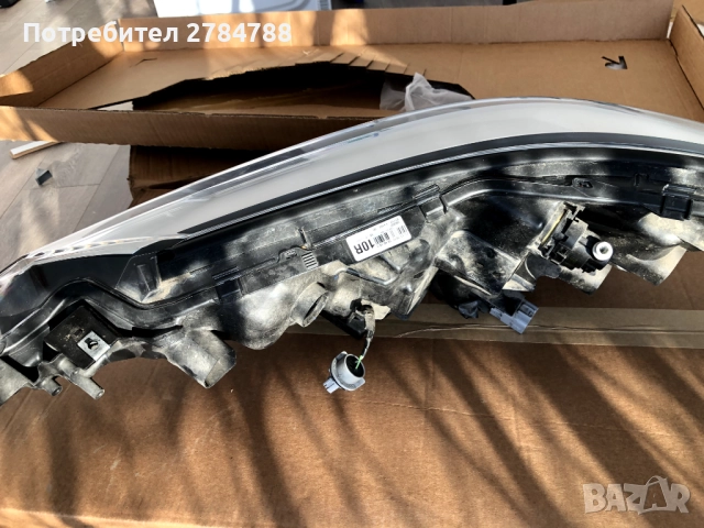 Ляв и десен фар Тойота C-HR 2021, снимка 5 - Части - 51434481