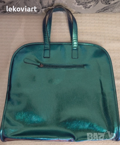 Дамски чанти, снимка 8 - Чанти - 52584936