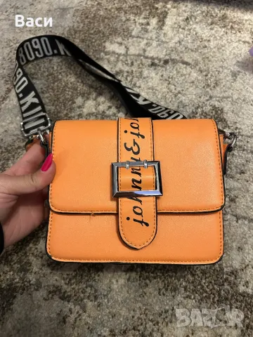 Дамски малки чанти, снимка 1