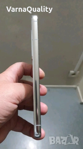 Samsung Galaxy S22, 128GB, 8GB RAM, 5G - Phantom White - 50MP камера, 120HZ екран - перфектен, снимка 2 - Samsung - 53139940
