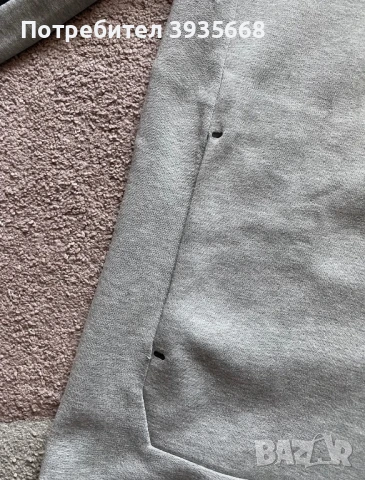 Nike Tech Freece Черно/Сив, снимка 2 - Спортни дрехи, екипи - 51261837