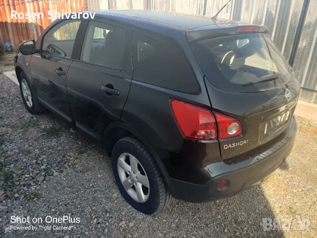 Nissan Qashqai 1.6i на части , снимка 3 - Автомобили и джипове - 46882780