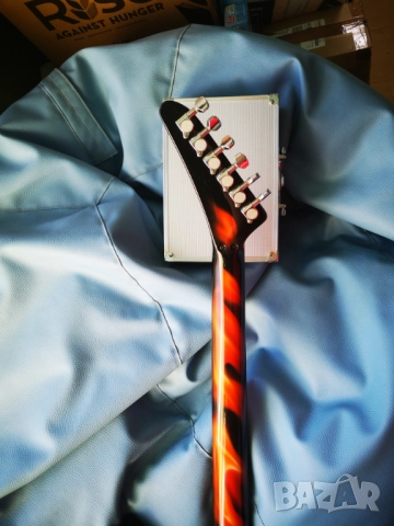 Лютиерска къстъм китара тип Explorer ESP EMG 81 JH, снимка 8 - Китари - 52943295