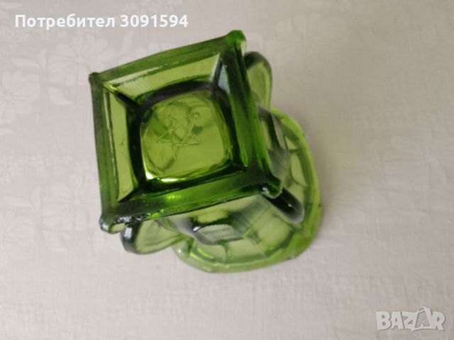  Ваза Арт Деко зелено стъкло - 1920-1930г, снимка 10 - Други ценни предмети - 45401866