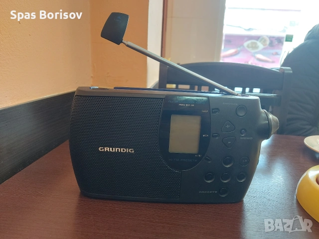 Grundig 100, снимка 2 - Радиокасетофони, транзистори - 53971292