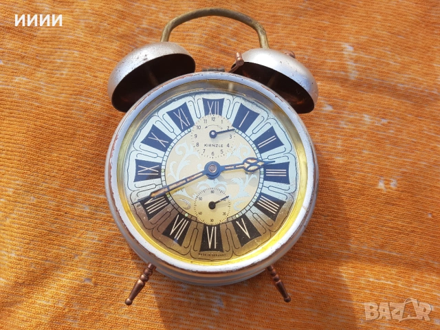 Часовник будилник KIENZLE , снимка 2 - Антикварни и старинни предмети - 53824222