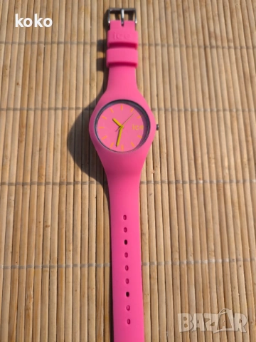 Часовник дамски Ice