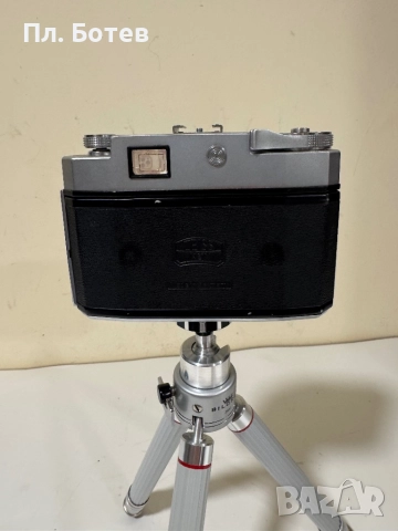 Фотоапарат със статив Zeiss Ikon, снимка 4 - Фотоапарати - 52643387