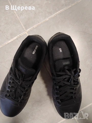 Дамски маратонки Адидас унисекс , снимка 2 - Маратонки - 53470092