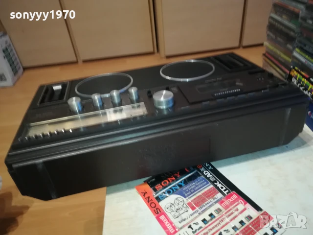 GRUNDIG-ИДЕАЛНА КОЛЕКЦИОНЕРСКА МАШИНА 1008251237, снимка 8 - Радиокасетофони, транзистори - 51315774