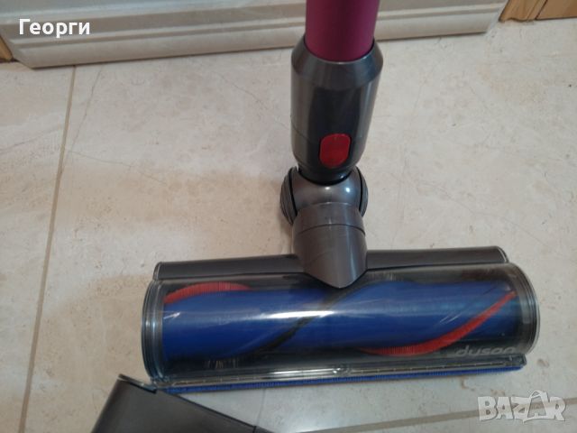 Продавам Dyson V7 безжична прахосмукачка в отлично състояние, снимка 4 - Прахосмукачки - 45255579