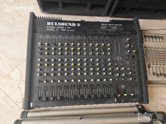 Музикални инструменти - клавир, тонколони, пултове, стойки, снимка 5 - Ресийвъри, усилватели, смесителни пултове - 53892113