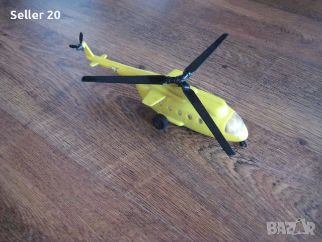 Играчки с батерии, механизъм, свирещи, навиващи се, снимка 12 - Коли, камиони, мотори, писти - 52061472