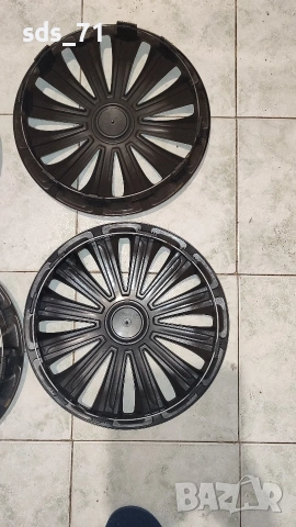 Тасове за джанти Versako 13 цола 4 бр ,леки следи надраскано на двете ,20 лв , снимка 6 - Аксесоари и консумативи - 52884419