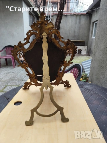 Настолно Огледало  Бронз Наполеон III, снимка 2 - Други ценни предмети - 53513239