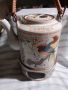 Красив стар порцеланов чайник , снимка 1 - Антикварни и старинни предмети - 46030861