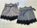 Ефектни къси панталонки с дантела, снимка 2