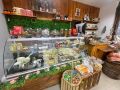 Продавам бизнес-Действащ магазин за хранителни стоки, снимка 3