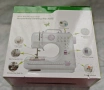 Мини шевна машина с 12 различни вида шевове UFR-505, снимка 4